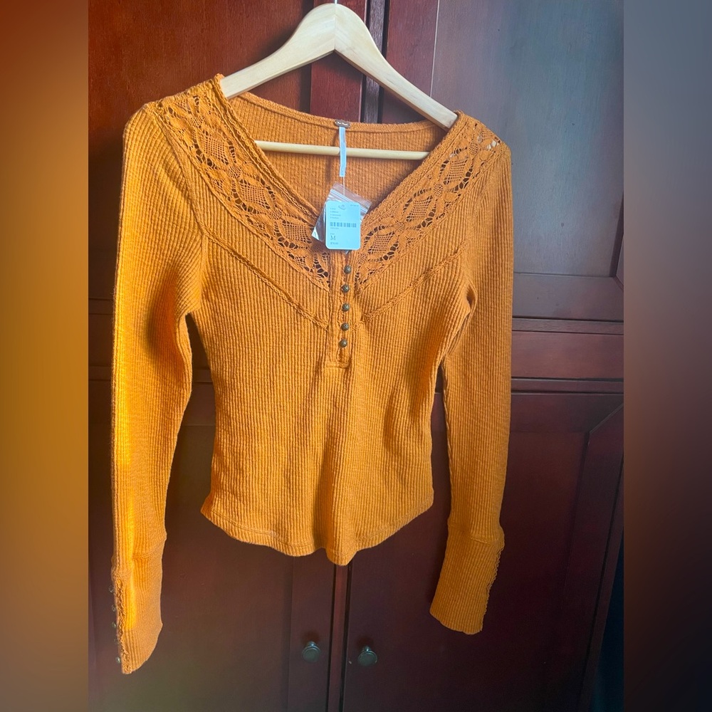 Free People Come On Over Henley Long Sleeve Lace Inset Buttons *Rare Color* Med